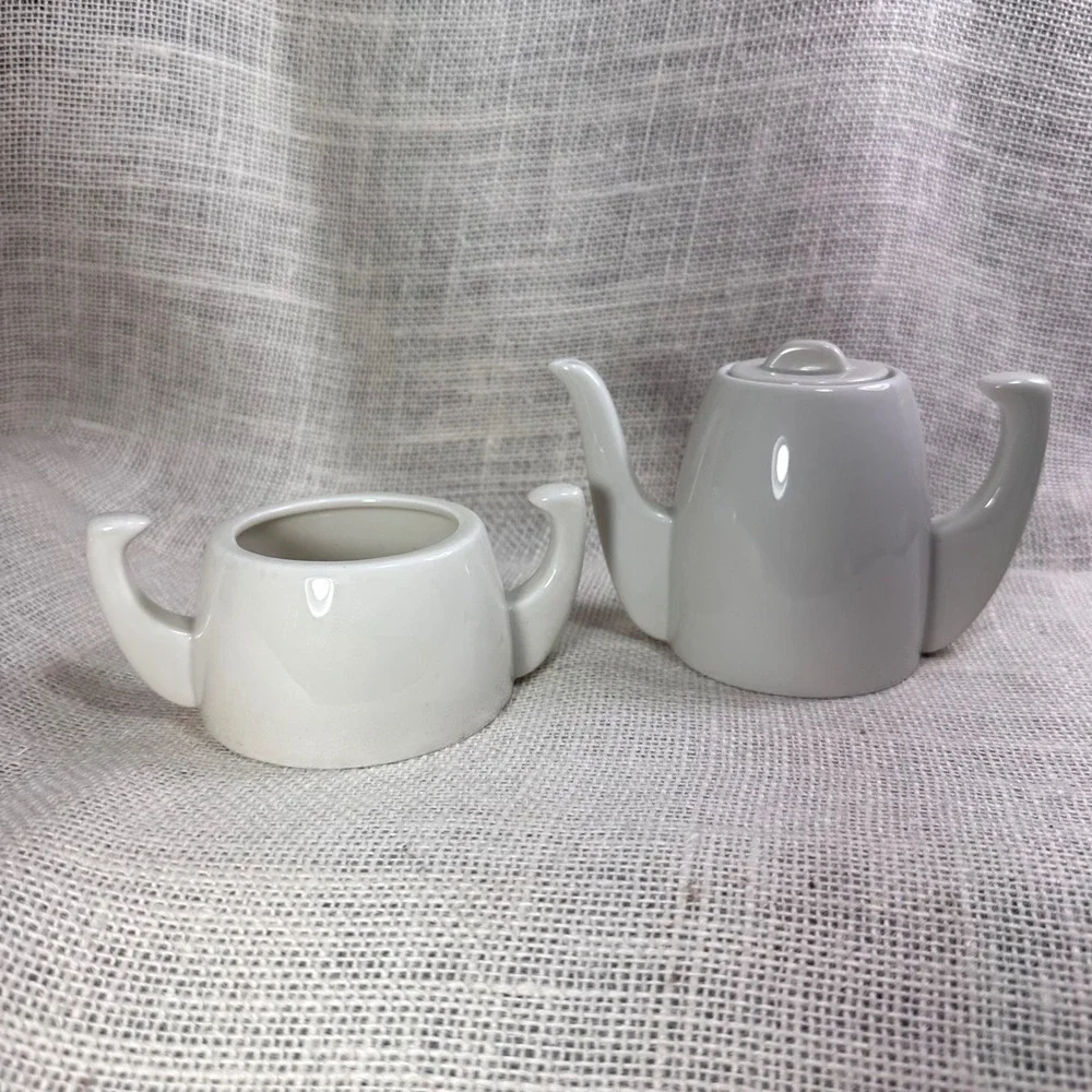 Vintage White Porcelain Teapot Sugar Bowl Set Modern Minimalist Glossy 5451